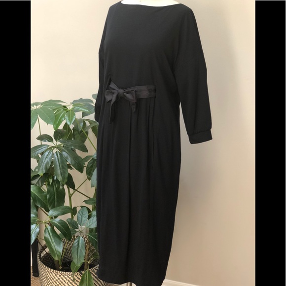 Easton Pearson Dresses & Skirts - Tre Chic Designer Black Dress 3/4 Sleeve Boat Neck
